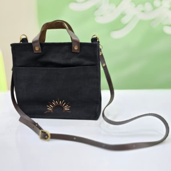 کیف خورشید — تصویر ۴