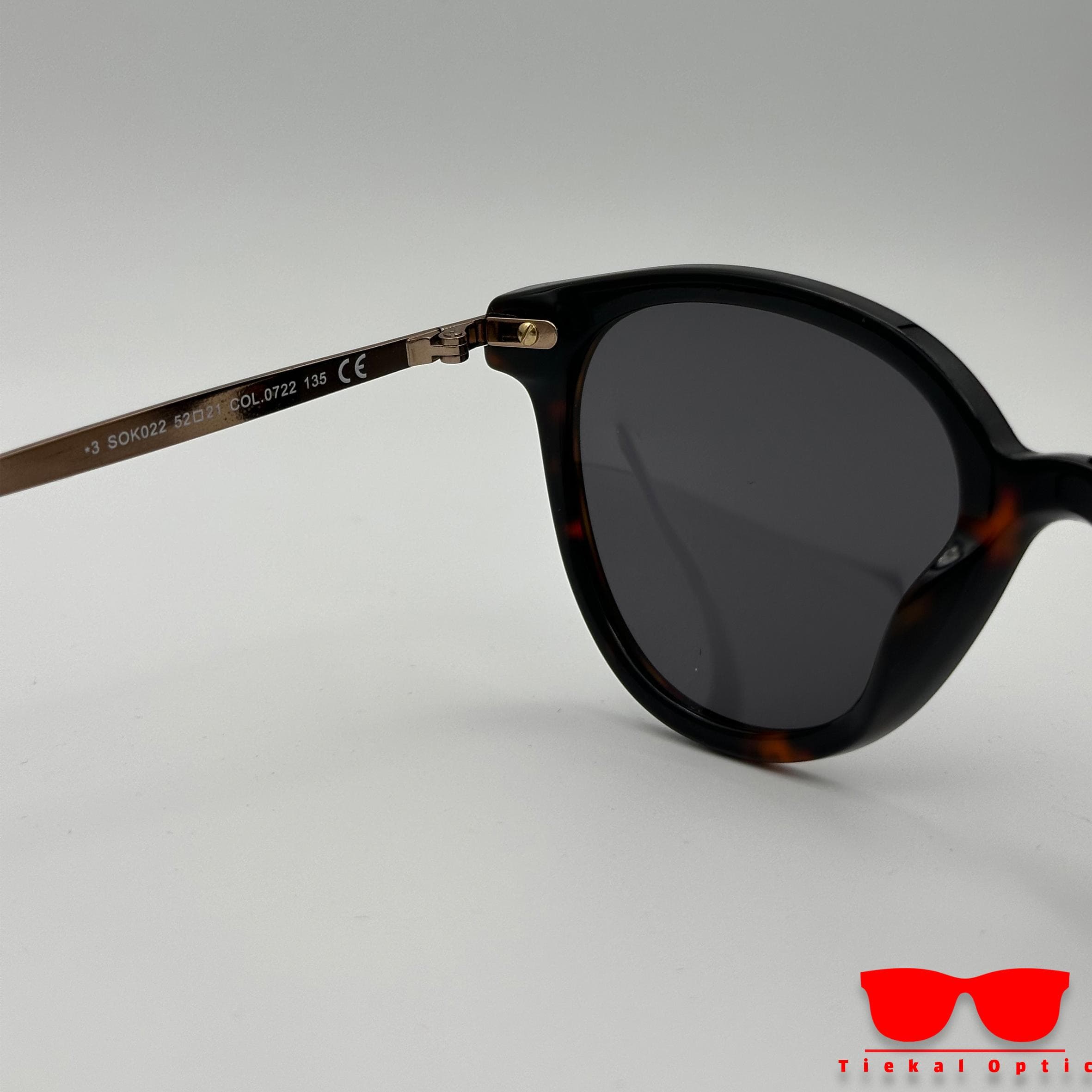 عینک آفتابی برند swarovski مدلSOK022 — تصویر ۴
