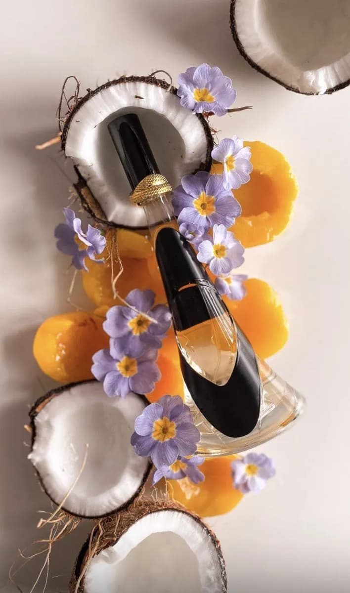 عطر ادکلن ریحانا ربل فلور زنانه اصل — تصویر ۶