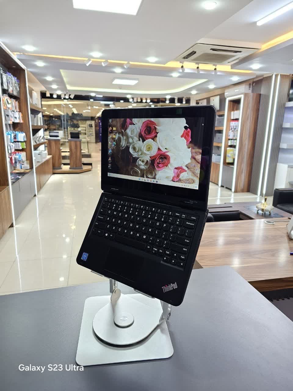 لپ تاپ 11 اینچی لنوو ThinkPad Yoga 11e N4120 4GB RAM 128GB SSD با قلم همراه — تصویر ۴