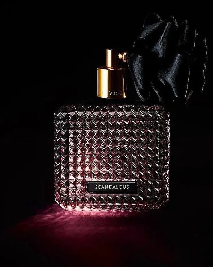 عطر ادکلن ویکتوریا سکرت اسکندلوس زنانه اصل — تصویر ۴