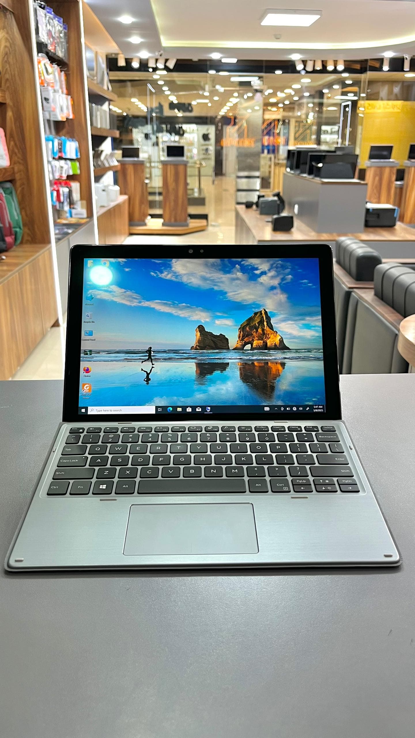 لپ تاپ 12 اینچی دل صفحه لمسی و تبلت شو مدل Latitude 7210-i5 10310U 16GB 256SSD رقیب سورفیس پرو 7(🖥️ کارکرده)