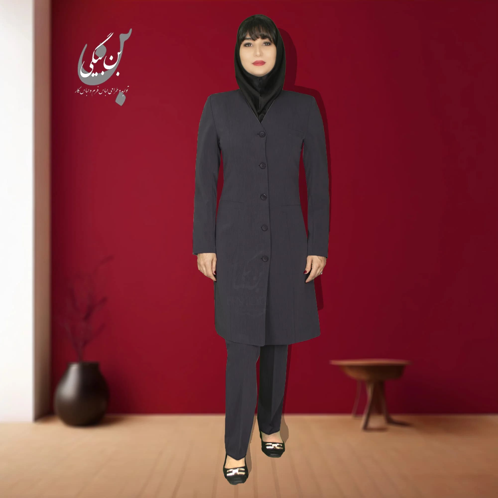مانتو شلوار اداری سرمه ای پنج دکمه یقه هفت مغزی دوزی پارچه فیونا کد 41291 — تصویر ۳