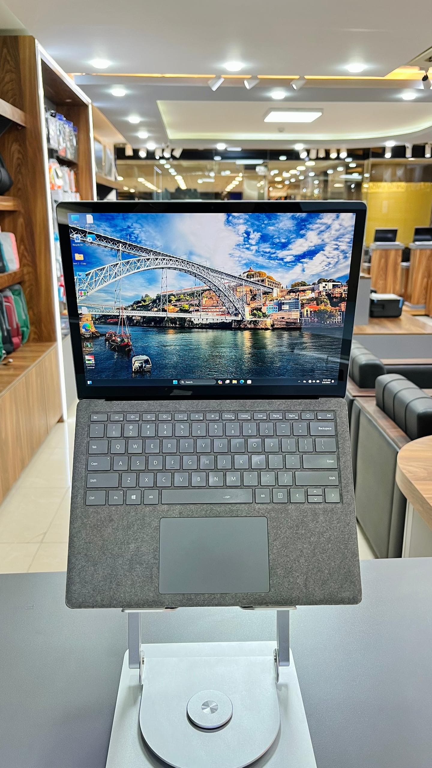 لپ تاپ 13.5 اینچی مایکروسافت مدل Surface Laptop 4-i5 1145G7 8GB 256SSD(🖥️ کارکرده)
