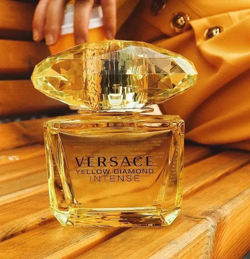 عطر ادکلن ورساچه یلو دیاموند اینتنس زنانه اصل — تصویر ۷