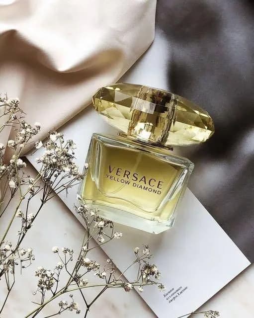 عطر ادکلن ورساچه یلو دیاموند زنانه اصل — تصویر ۶