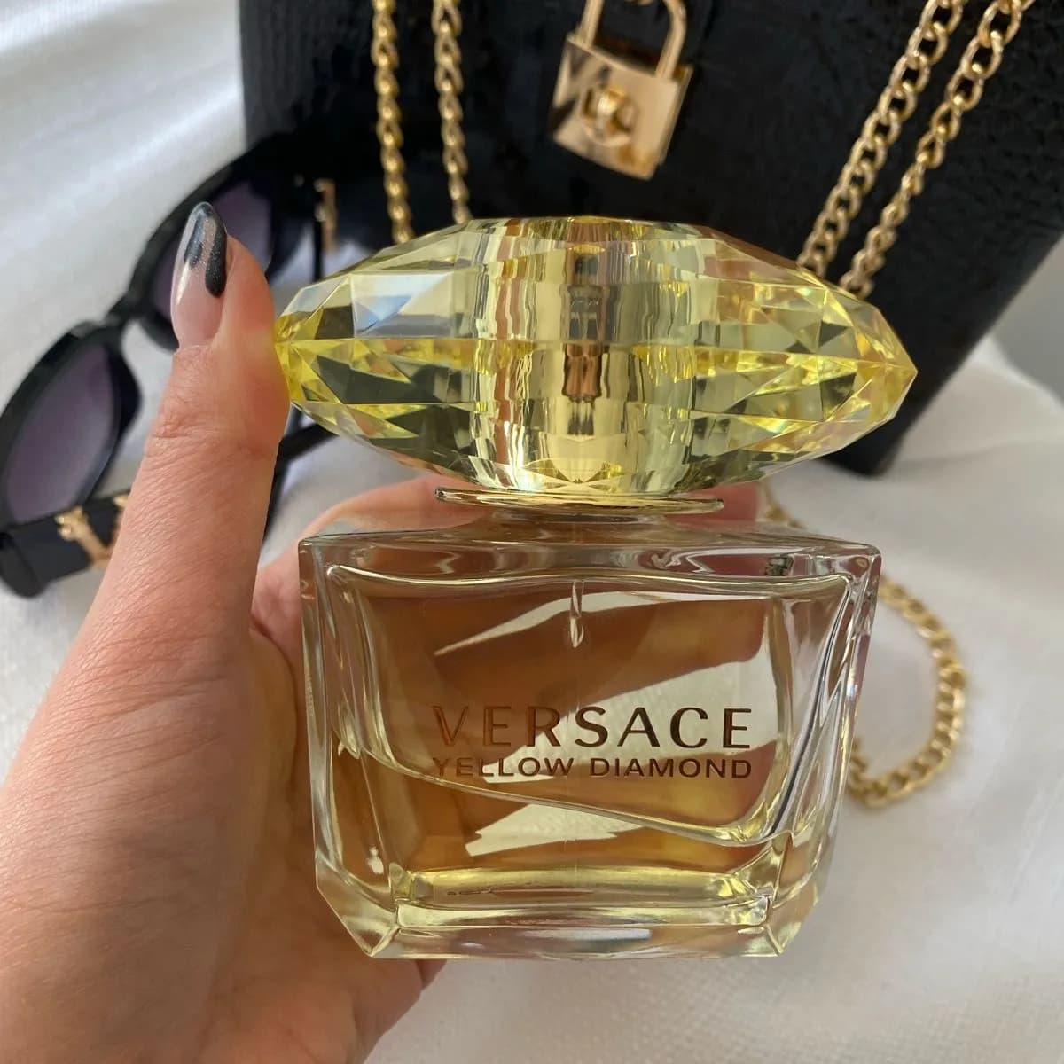 عطر ادکلن ورساچه یلو دیاموند زنانه اصل — تصویر ۴