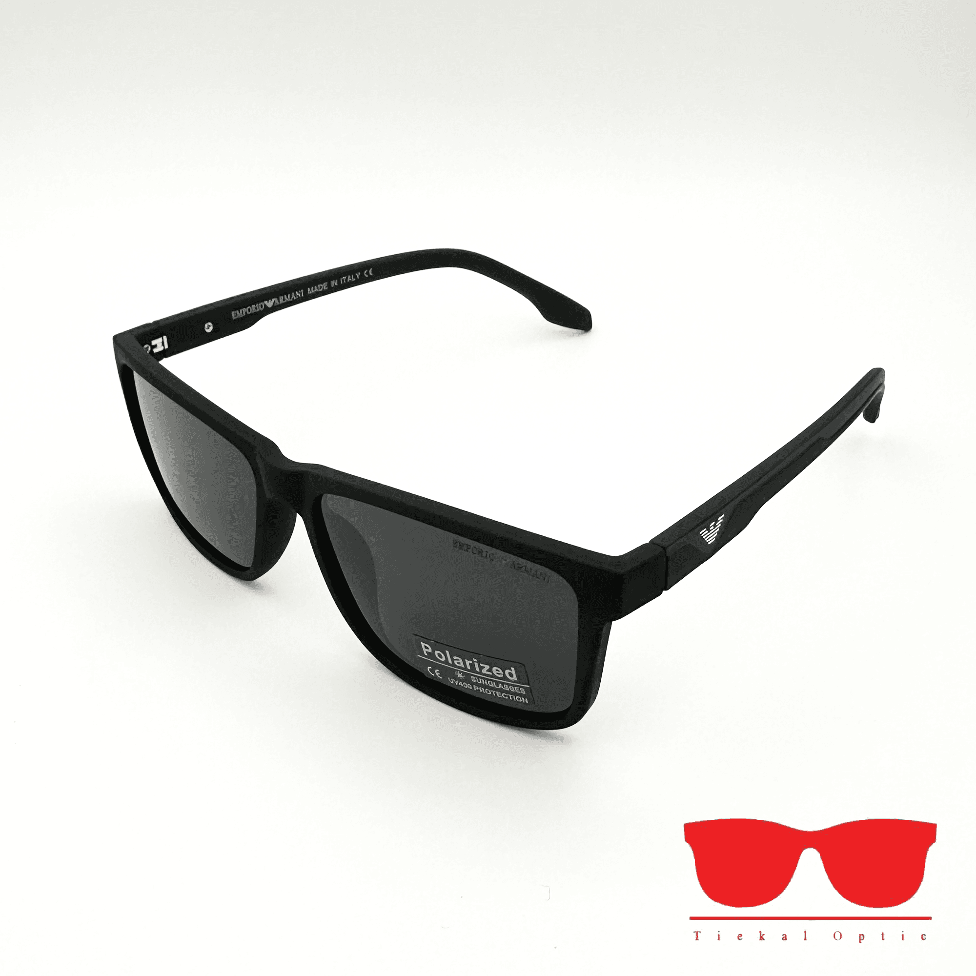 عینک آفتابی پلاریزه برند Emporio Armani مدل P8320