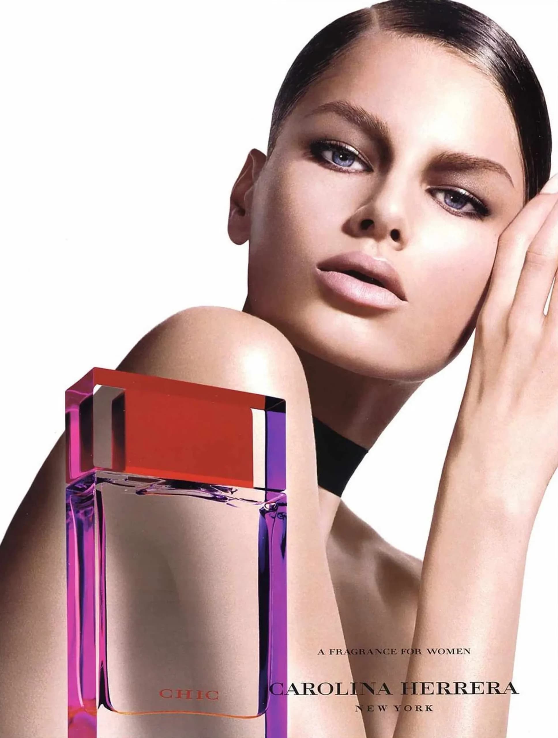 عطر ادکلن کارولینا هررا شیک زنانه اصل — تصویر ۴