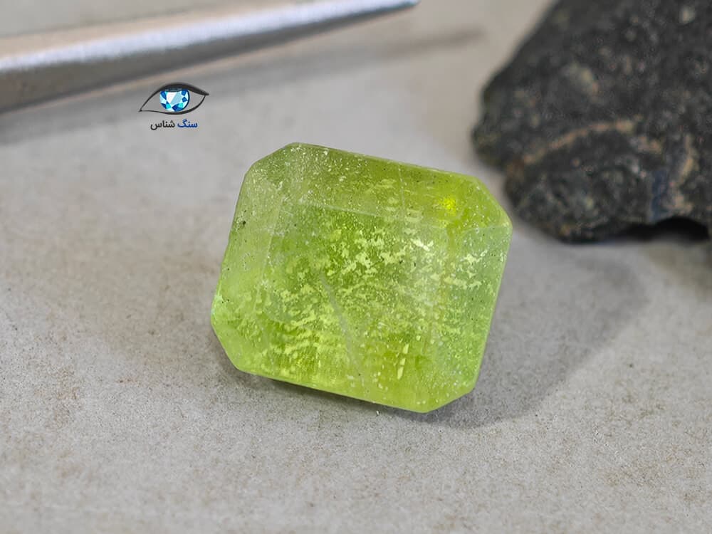 نگین زبرجد 4.9 قیراط — تصویر ۴