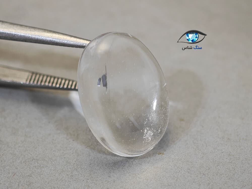 نگین کوارتز شفاف طبیعی 2.8 گرم