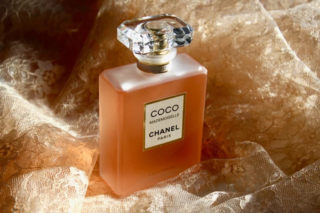 ادکلن شرکتی شنل کوکو مادمازل-کوکو شانل | Chanel Coco Mademoiselle — تصویر ۳