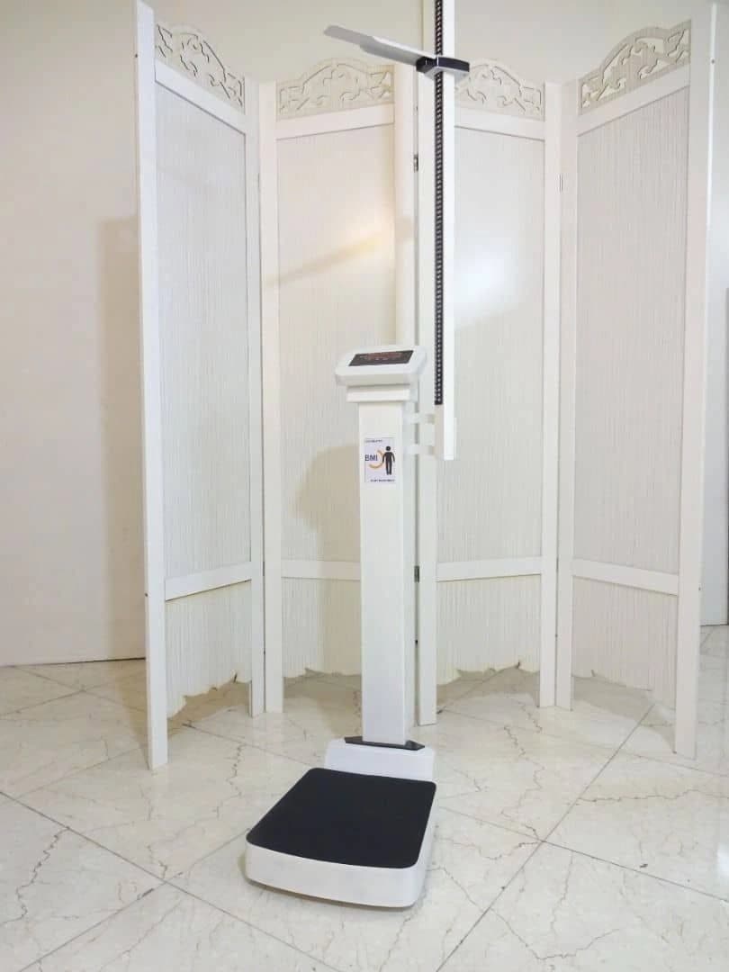ترازو قد و وزن نفرکش پزشکی کلینیک DT-102H — تصویر ۴