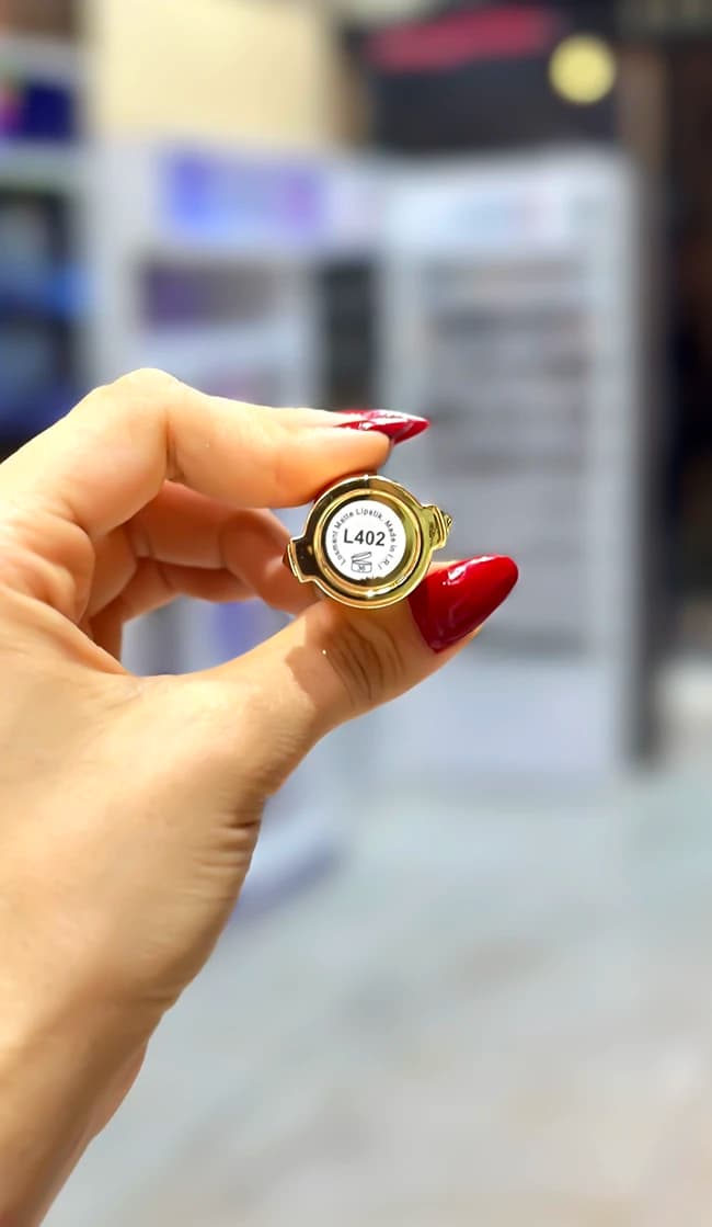 رژ لب جامد مات لوسمنت مدل Long Lasting شماره L402 حاوی روغن آرگان — تصویر ۳