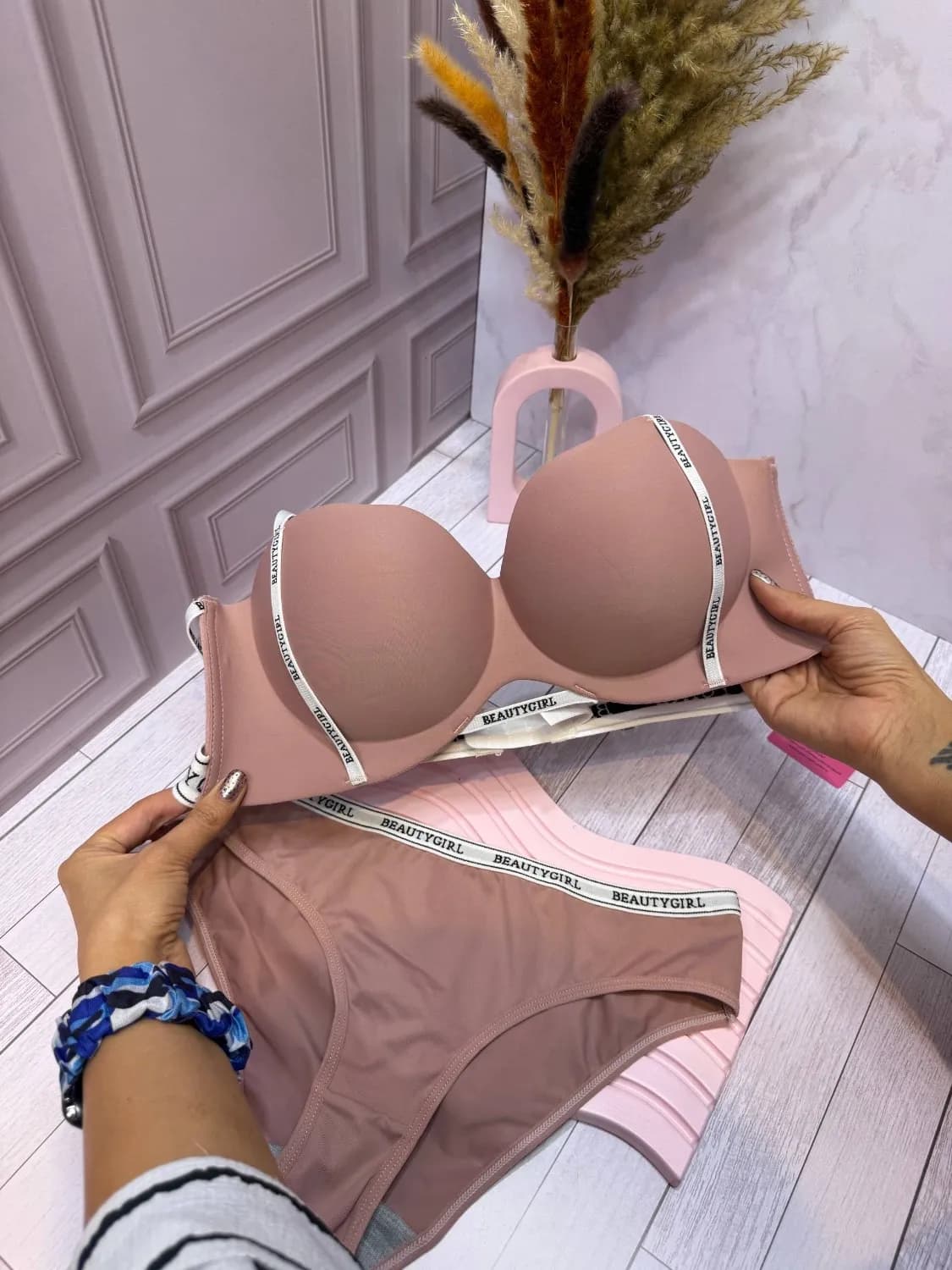 ست شورت و سوتین اسفنجی لیزری جک‌دار بدون فنر Beauty Girl — تصویر ۳
