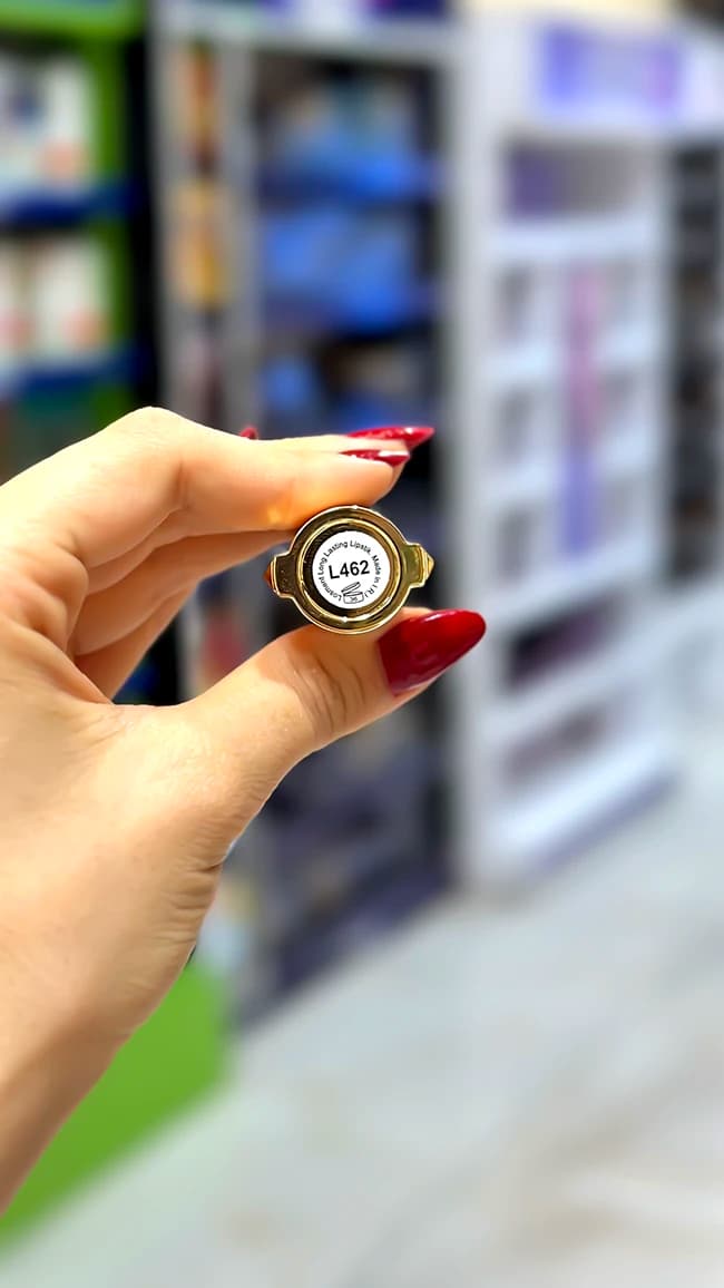 رژ لب جامد لوسمنت مدل Long Lasting حاوی روغن آرگان شماره L462 — تصویر ۴