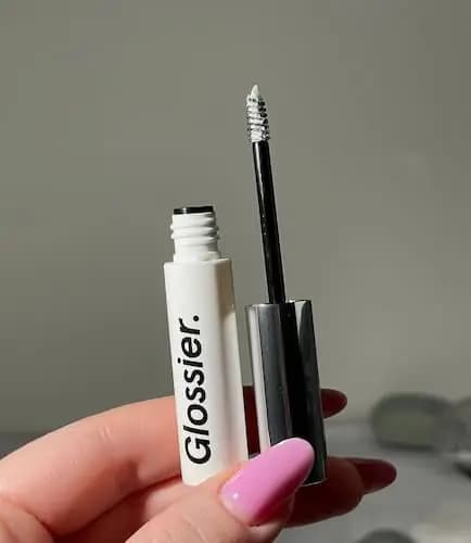 ژل ابرو بی رنگ از برند Glossier مدل Boy Brow — تصویر ۲