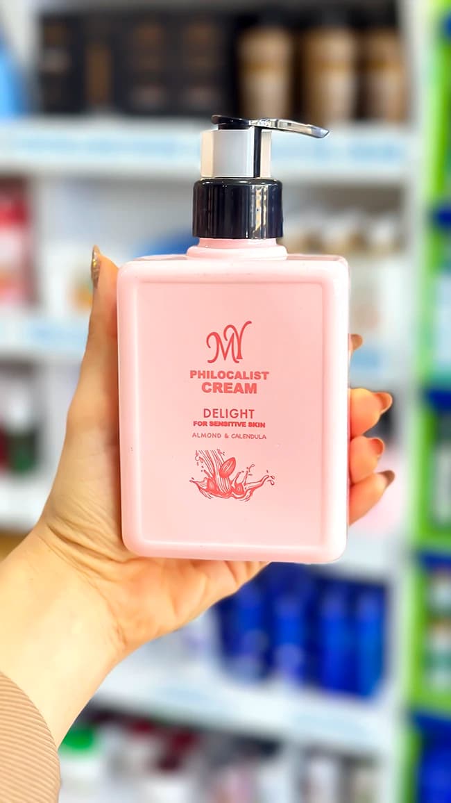 کرم مرطوب کننده و آبرسان مای مدل Delight مناسب پوست حساس حجم 300 میلی‌لیتر