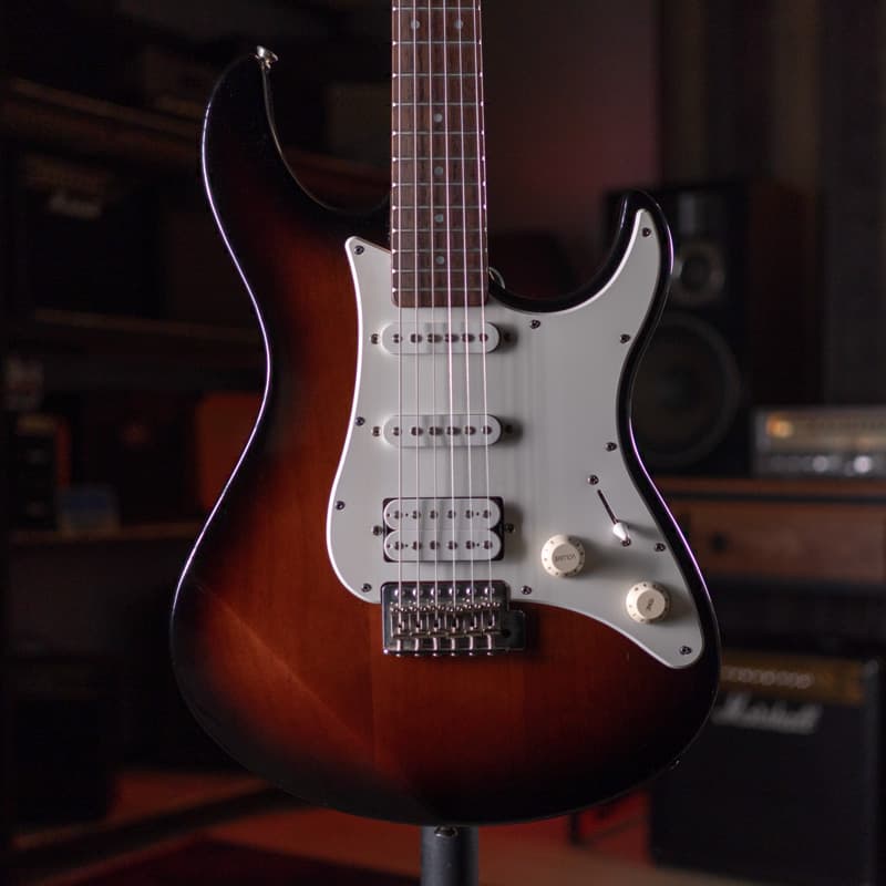 گیتار الکتریک یاماها Yamaha Pacifica PAC 112J – Sunburst — تصویر ۲