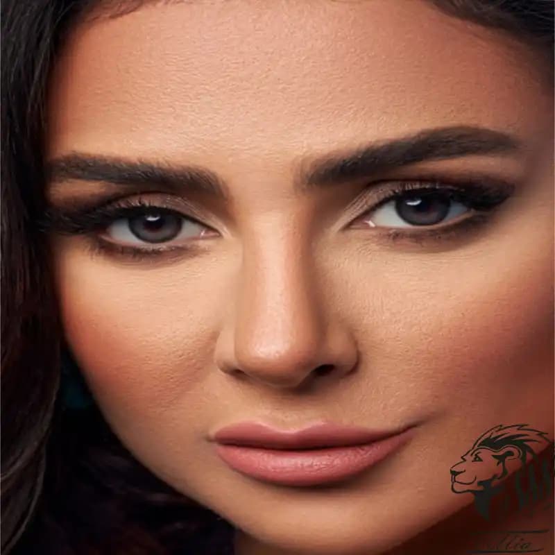 لنز دهب رنگ نچرال گری — تصویر ۲