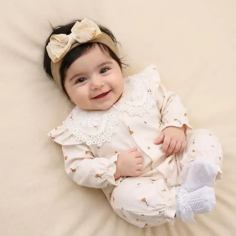 سرهمی نوزادی دخترانه طرح گل گلی جنس پنبه — تصویر ۵