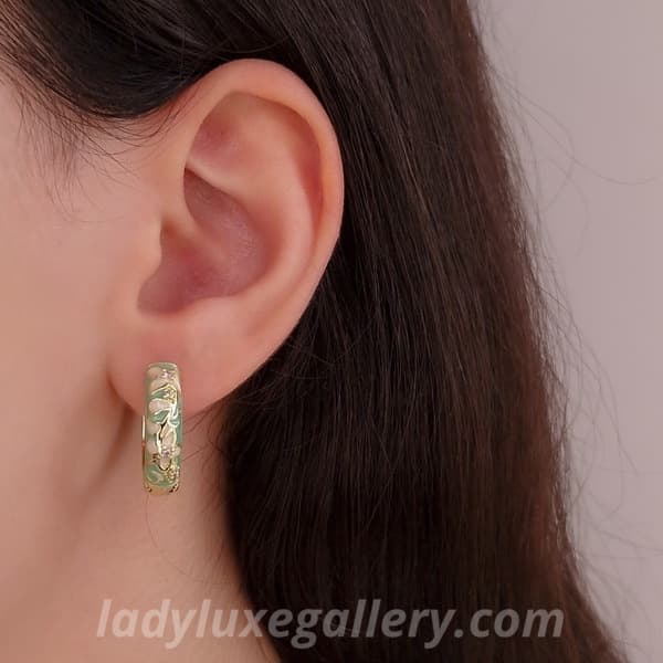 گوشواره میناکاری حلقهای سبز پاستلی