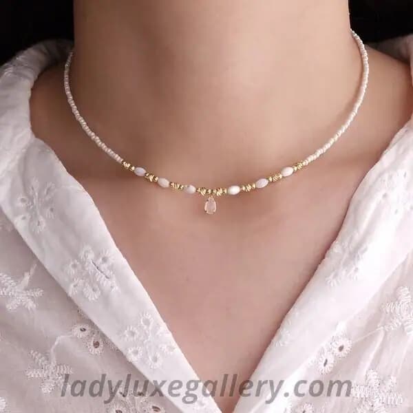 گردنبند صدف و سنگ عشق
