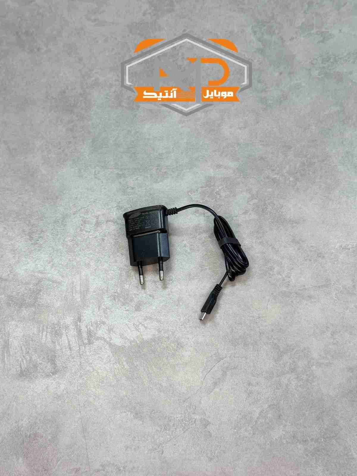 شارژر I9000 سامسونگ اصلی در دو رنگ — تصویر ۵