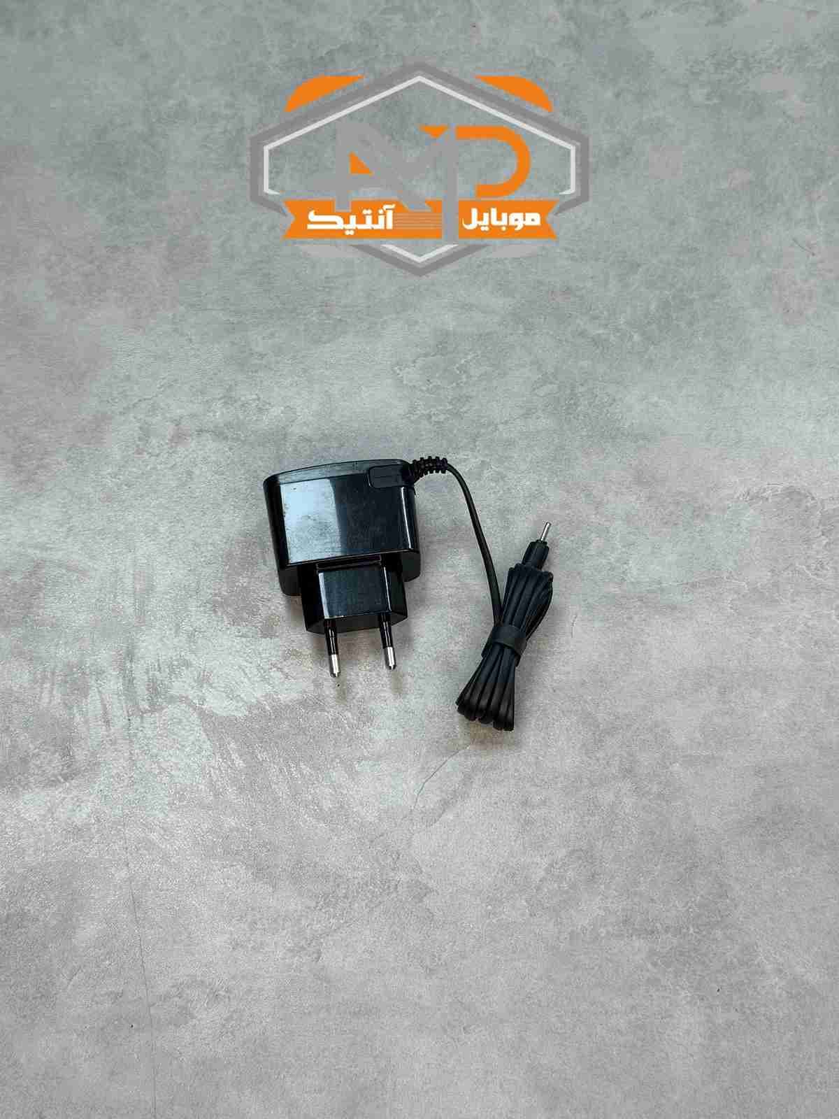 شارژر نوکیا اصلی نوک سوزنی ریز 5 ولت 350 میلی آمپر ( 2 وات )