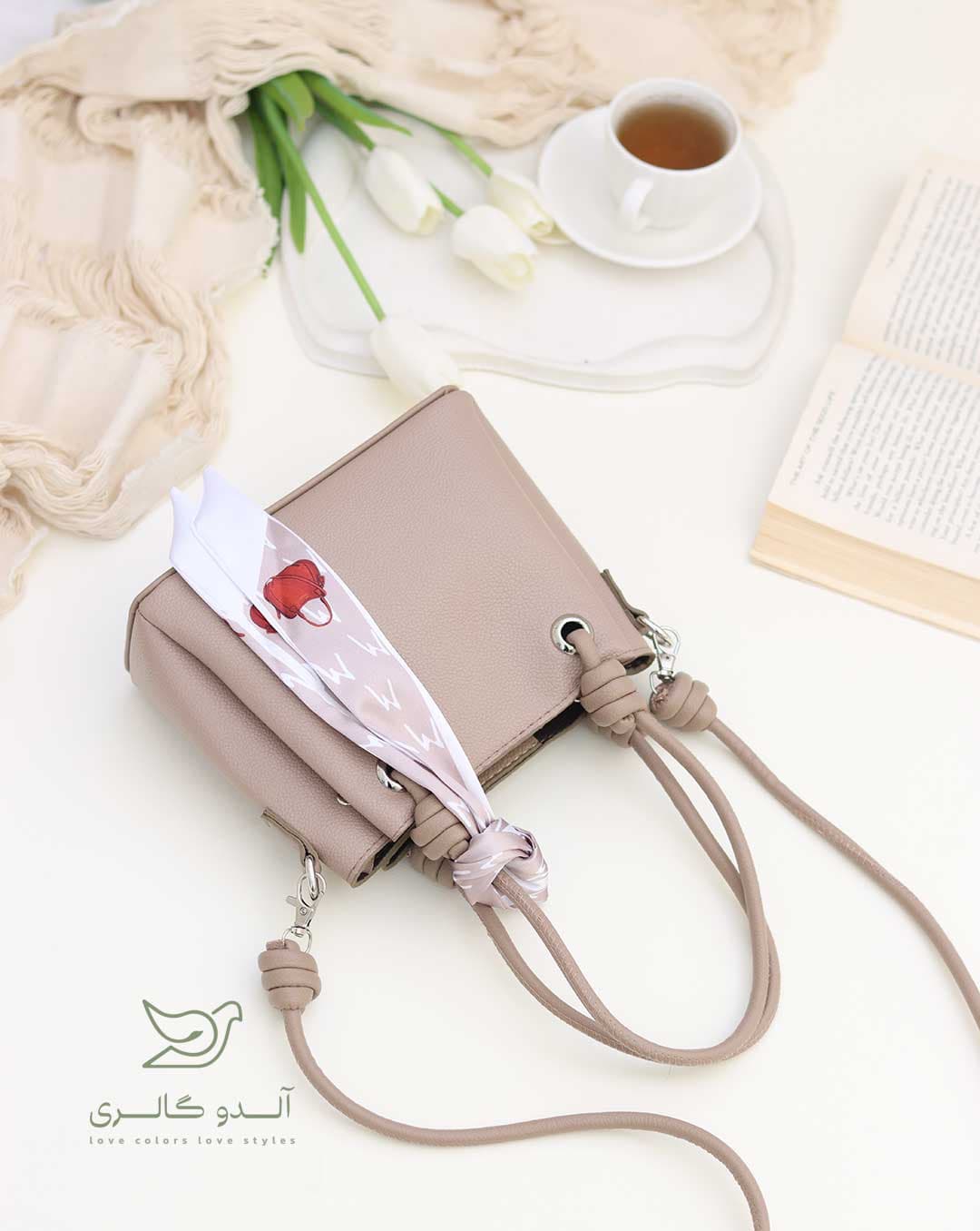 کیف مینی دستی دوشی گارتا