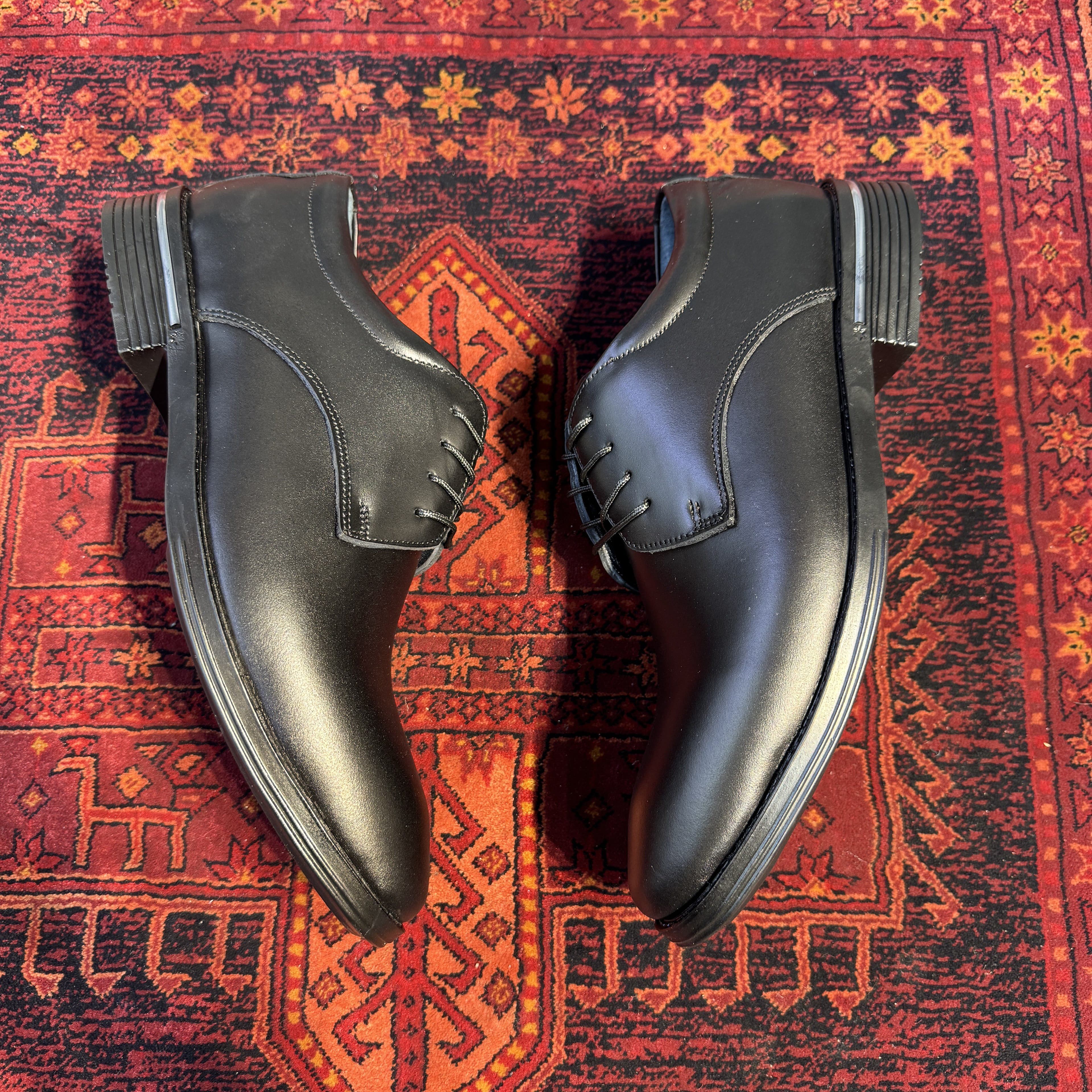کفش چرم مردانه مجلسی مدل بارسا بندی — تصویر ۵