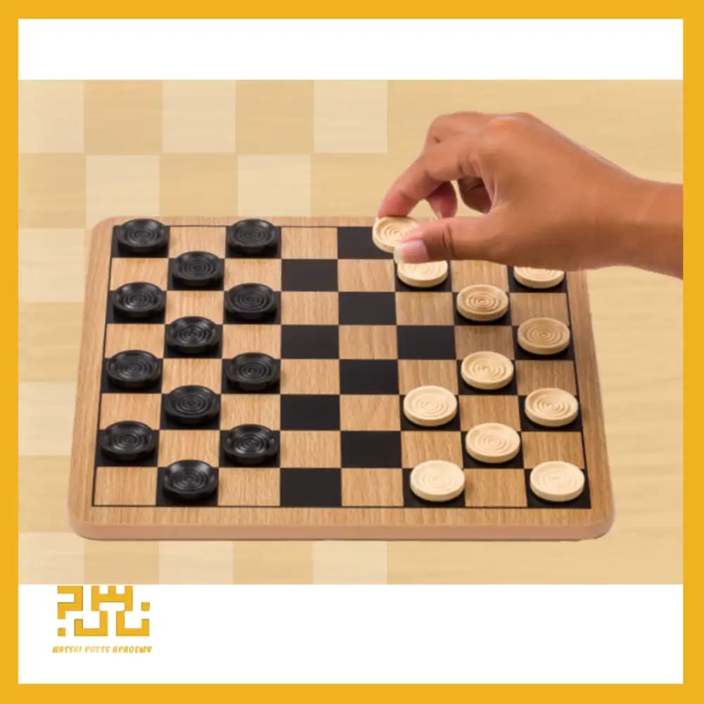 ست چوبی وارداتی سه بازی شطرنج، چکرز و دوز Regal Games — تصویر ۵