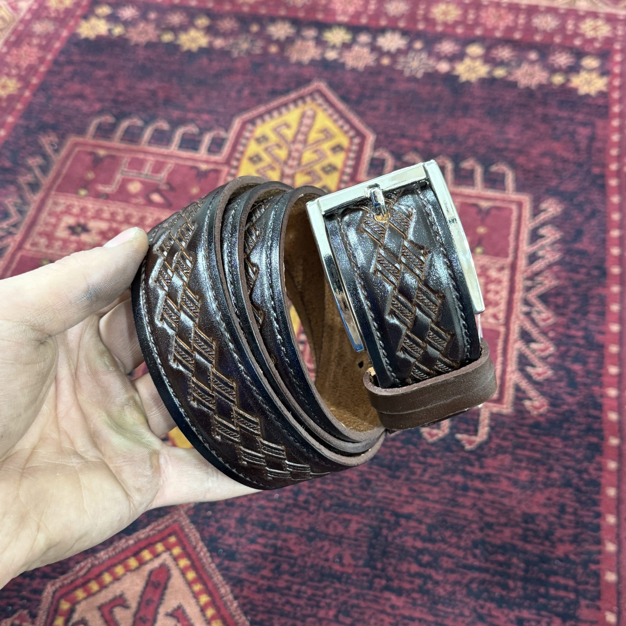 کمربند چرم طرح دار مردانه — تصویر ۳