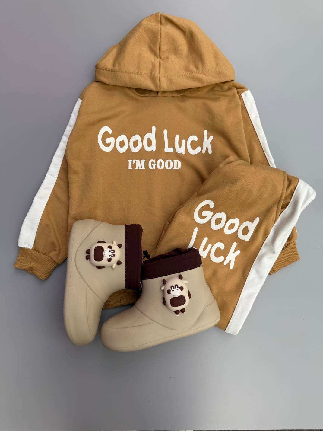 هودی و شلوار good luck