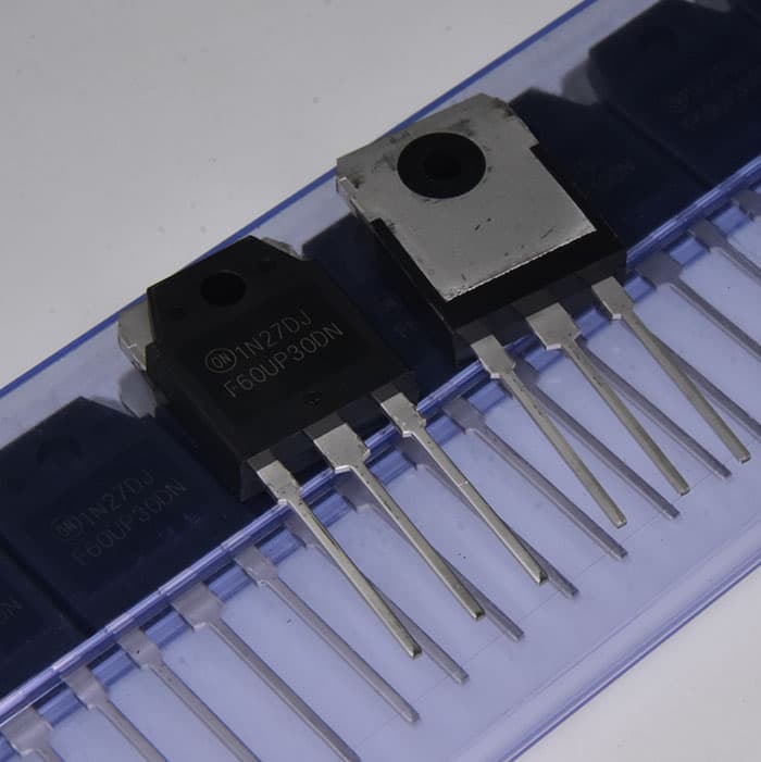 دیود دوبل برند ONSEMI مدل F60UP30DN