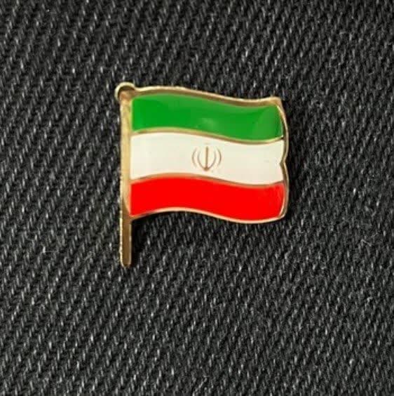 بج سینه پرچم ایران — تصویر ۲