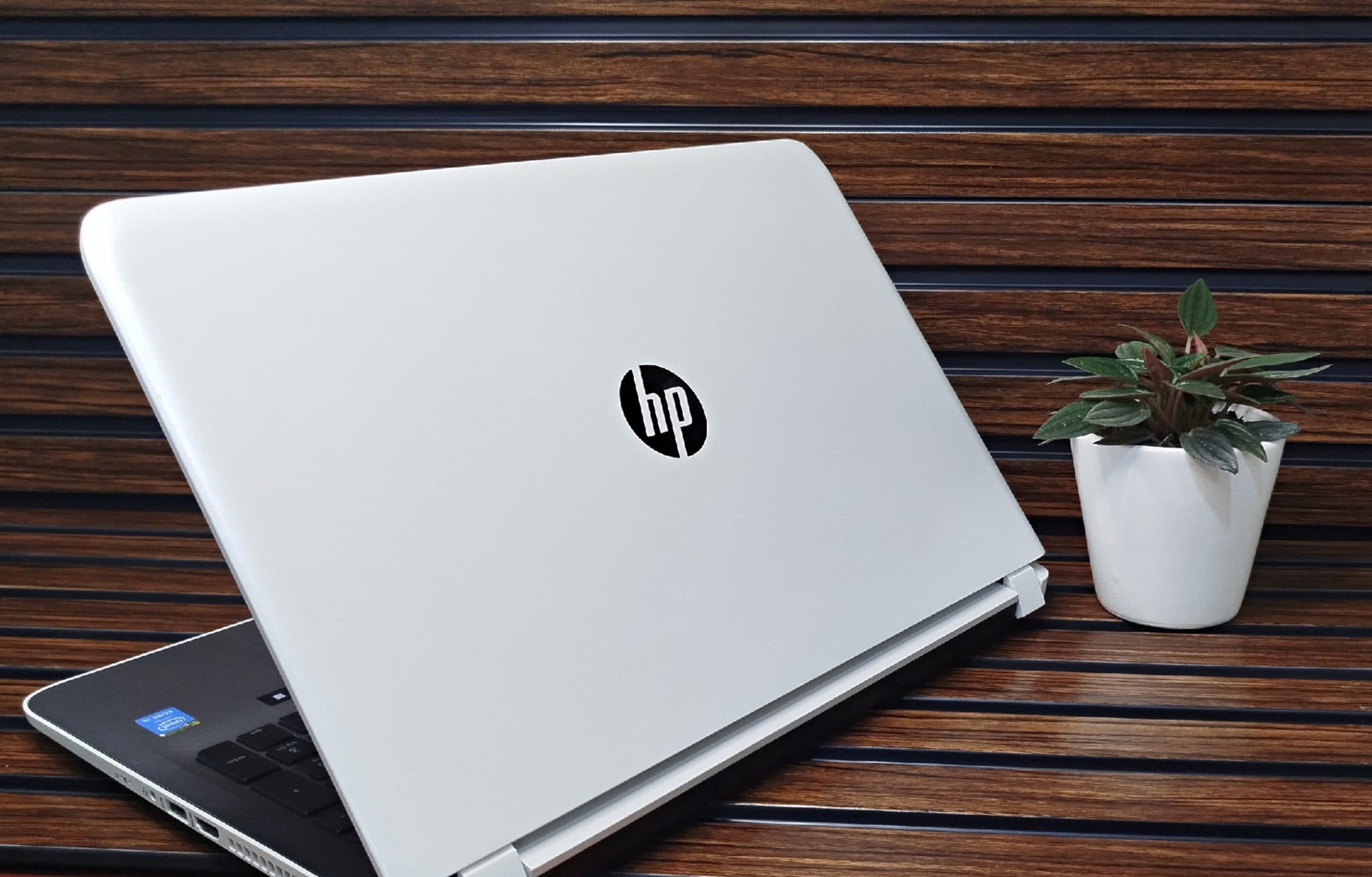 لپ تاپ 15 اینچی اچ پی مدل HP Pavilion 15-i5 5200U 8GB 120SSD Intel HD 5500