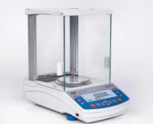 ترازوی آنالیتیکال AS 220.R1 PLUS کمپانی رادواگ — تصویر ۲