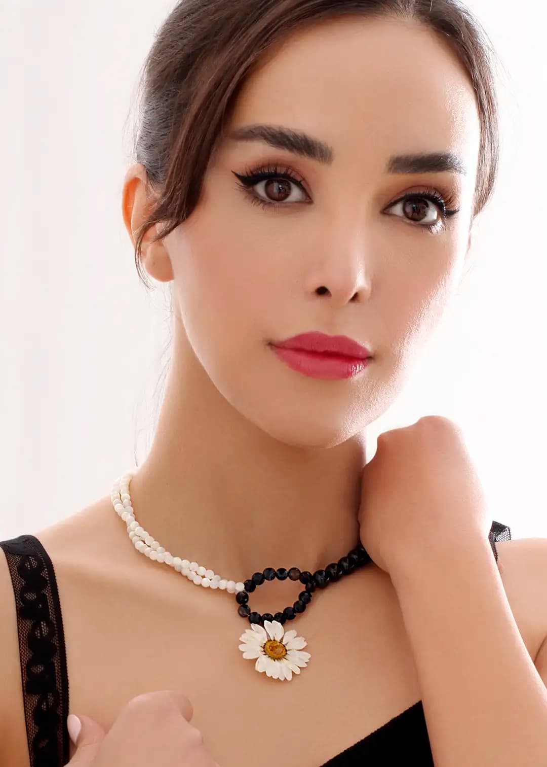 گردن آویز پرنسا