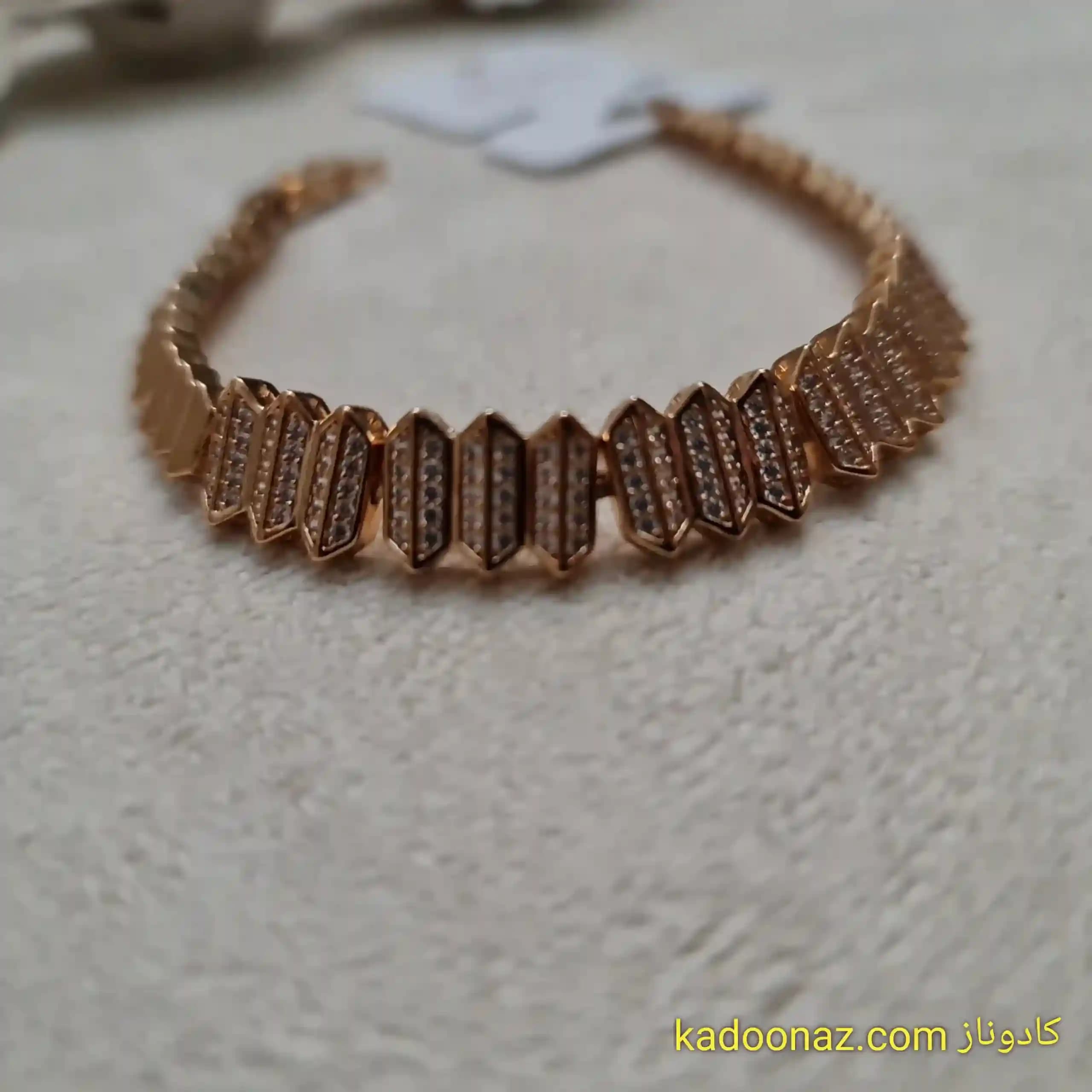 دستبند نگین دار ژوپینگ کد BB003 — تصویر ۴