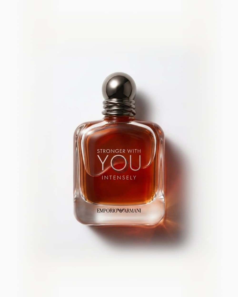 عطر استرانگر ویت یو اینتنسلی
