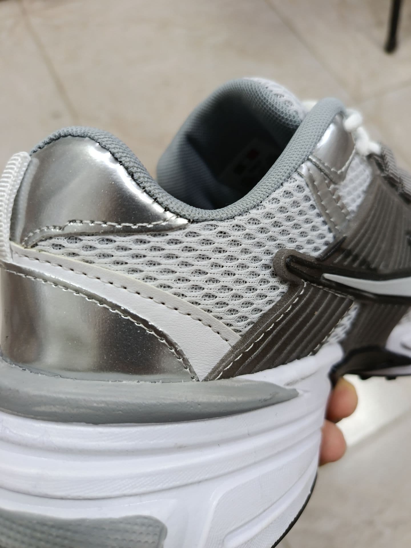 کتونی کفش وی تو کی مردانه v2k nike — تصویر ۵