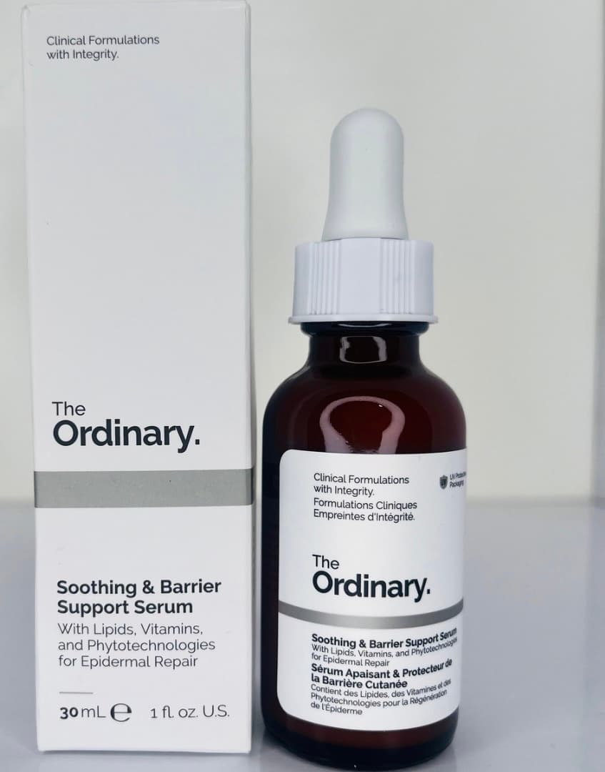 سرم لاکتیک اسید اوردینری 5% و 10%؛ لایه‌برداری ملایم، روشن‌کنندگی و آبرسانی عمیق پوست با تخفیف ویژه!