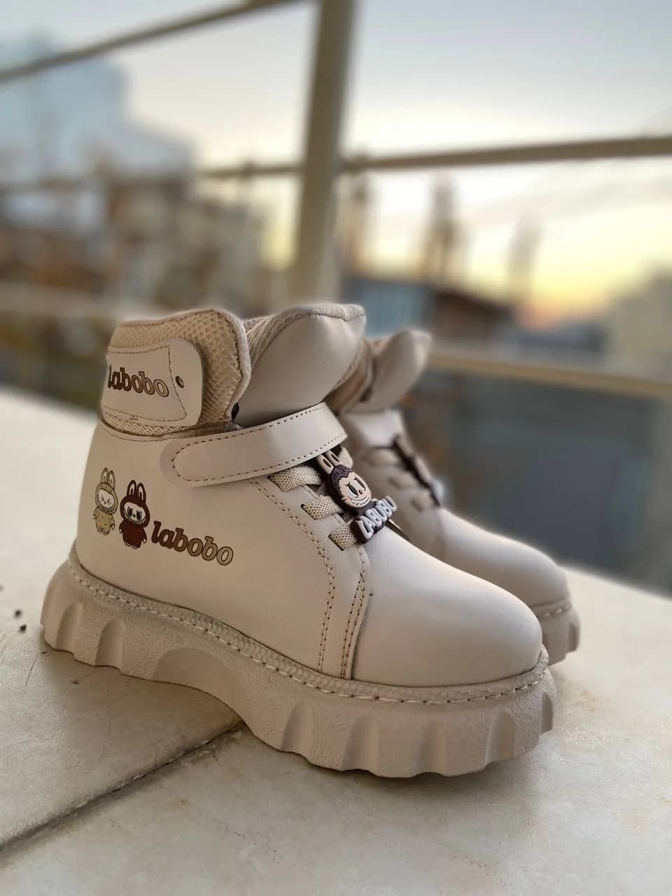 بوت بچه گانه لبوبو — تصویر ۵