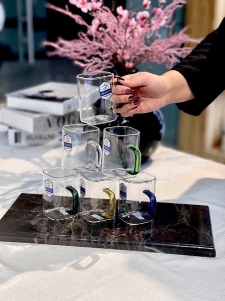 استکان پیرکس مربعی دسته رنگی دلی گلس DELI GLASS