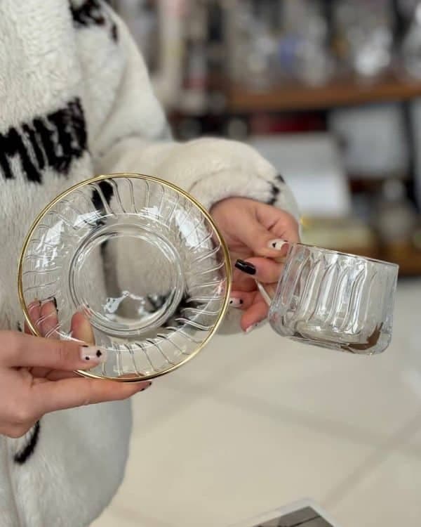 ست استکان نعلبکی لب طلایی شیاردار دلی گلس DELI GLASS — تصویر ۹