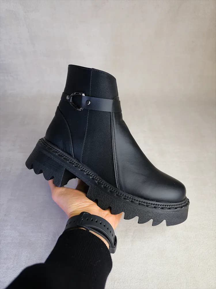 بوت زنانه دویار زیپی مشکی28820 — تصویر ۵