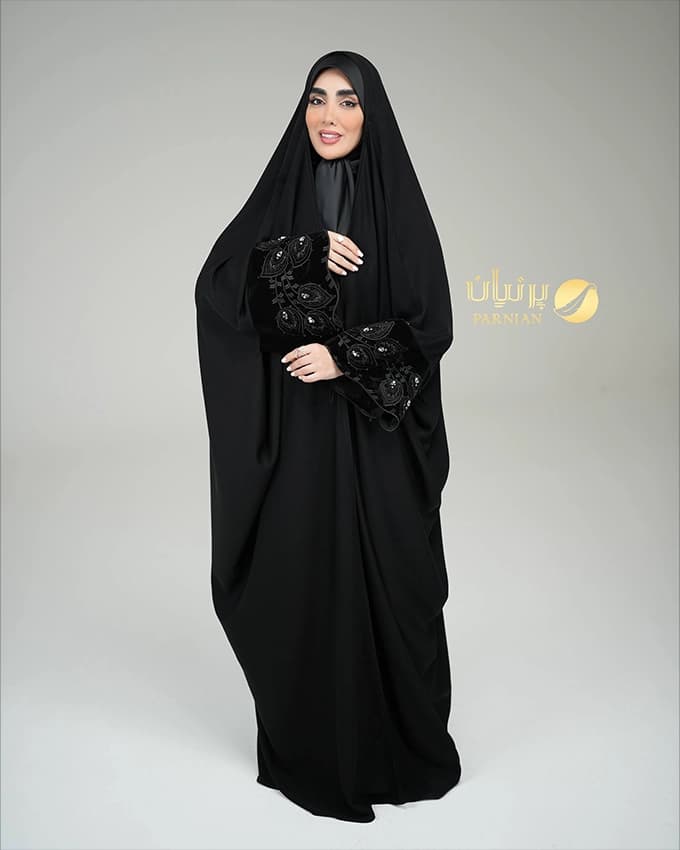 چادر عربی جده بولگاری اشرافی گلدوزی پر طاووس — تصویر ۲