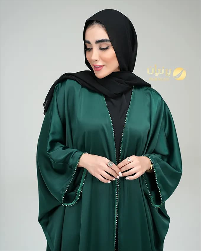 مانتو عبایی ساتن کریشه سبز کله غازی — تصویر ۳