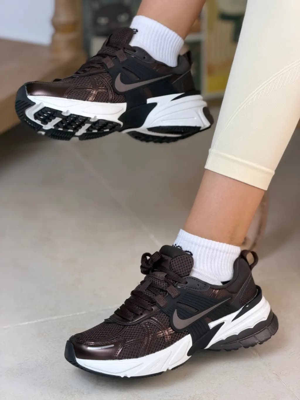 کتونی زنانه ویتنامی نایک وی تو کی nike v2k